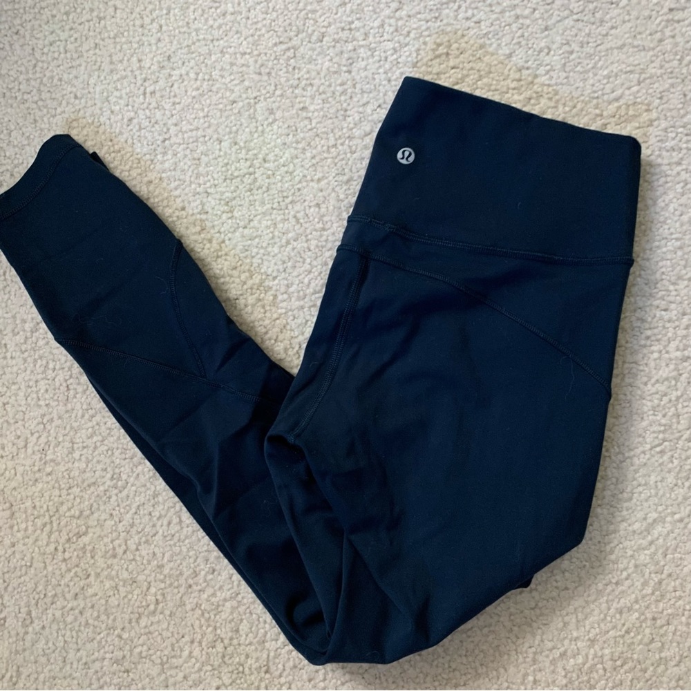 Lululemon leggings, size 6 navy